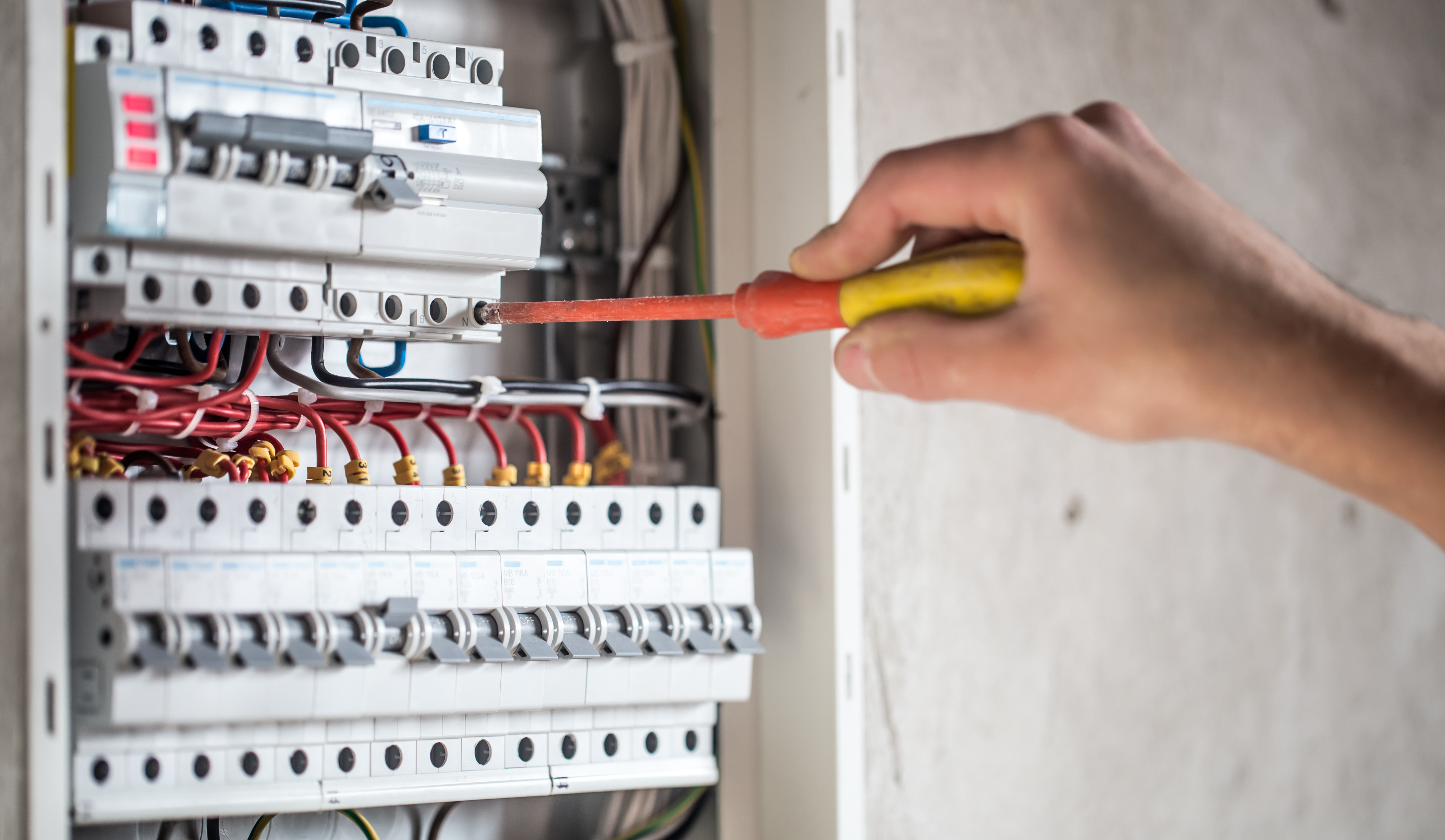 Maison connectée et contrôle domotique